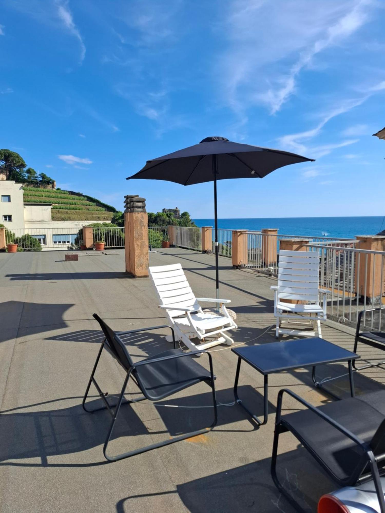 Moneglia Beach Downtown Kültér fotó